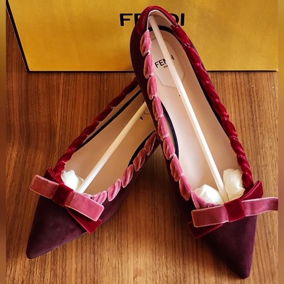 $700 New in Box 100% Authentic Women's Fendi Ballerina Flats Suede Red/Pink - Picture 8 of 11